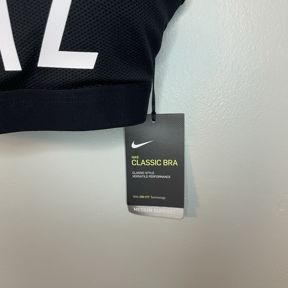 Nike Classic Compression Racerback Medium Support Sports Bra Size XS Gym Active - Picture 3 of 6